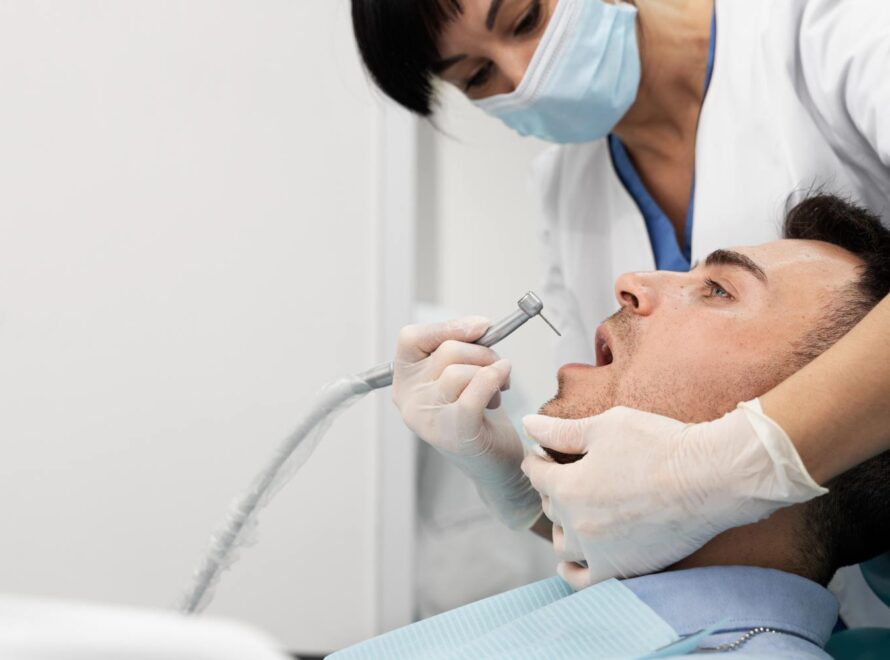 Uso-del-laser-in-odontoiatria